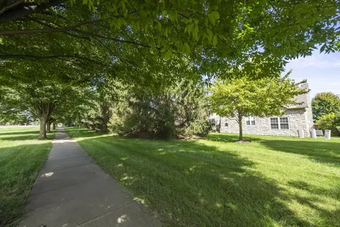 Exterior - 6214 Turvey Loop W, Dublin, OH 43016 photo 8 of 11