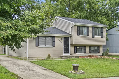 2349 Warfield Dr, Grove City, OH 43123