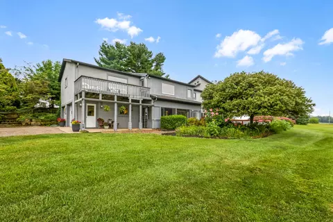 2821 Rich Hill Rd, Centerburg, OH 43011