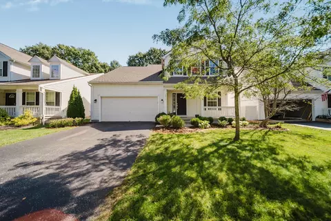 4294 Greensbury Dr, New Albany, OH 43054