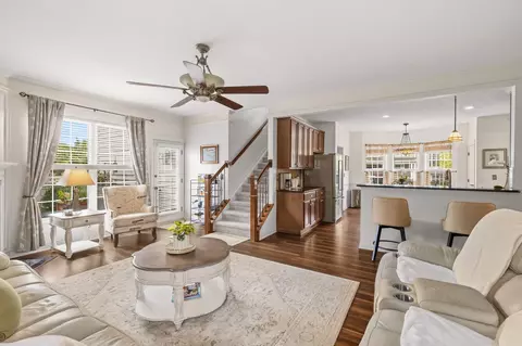 722 Olde Mill Dr, Westerville, OH 43082