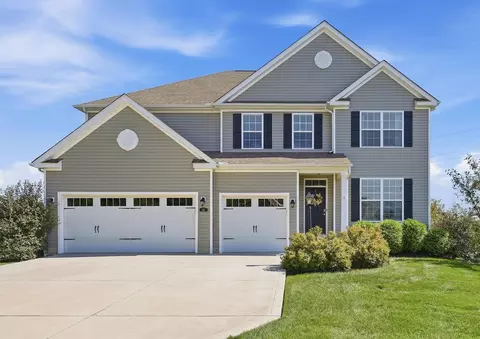 825 Lorenzo Dr, Marysville, OH 43040