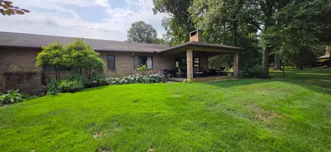 1410 Woodridge Rd, Marion, OH 43302