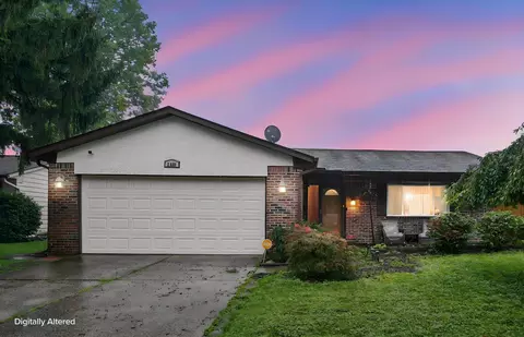 2081 Sharbot Dr, Columbus, OH 43229