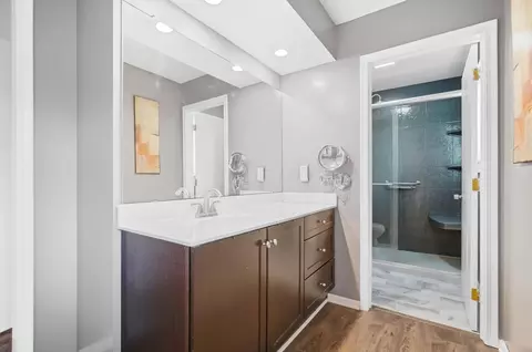 Bath - 5319 Killdeer Ct, Orient, OH 43146 photo 3 of 8