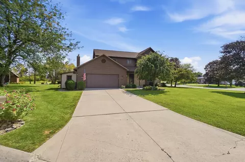 Exterior - 5319 Killdeer Ct, Orient, OH 43146 photo 2 of 12