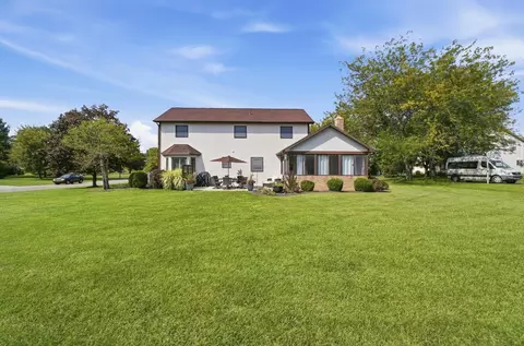 Exterior - 5319 Killdeer Ct, Orient, OH 43146 photo 7 of 12