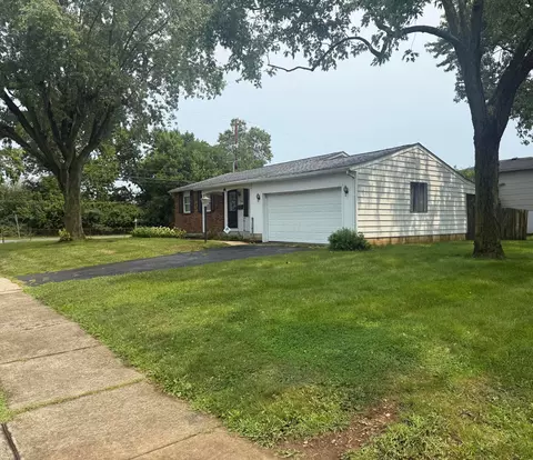 3060 Dunloe Rd, Columbus, OH 43232 photo 3