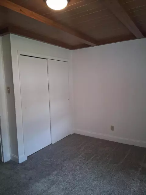 64 Spring St, Glouster, OH 45732 photo 7
