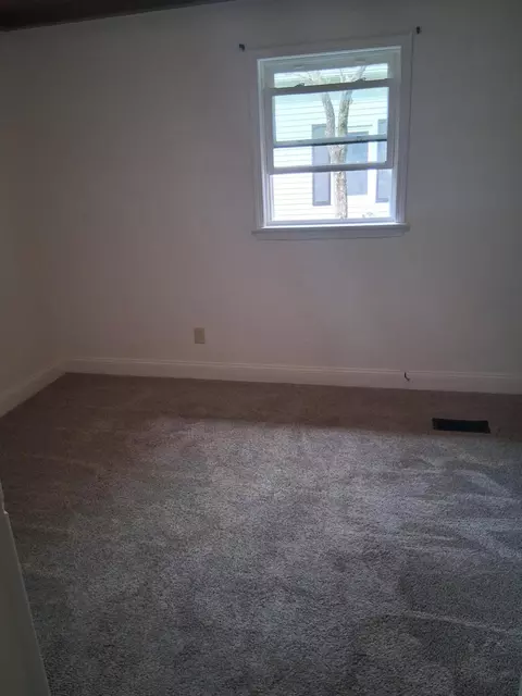 64 Spring St, Glouster, OH 45732 photo 9