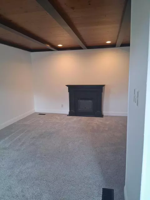 64 Spring St, Glouster, OH 45732 photo 3