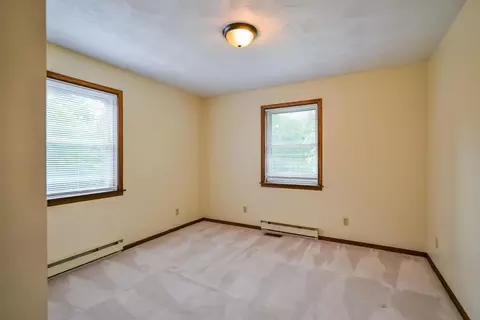 Bedroom - 6908 Lemaster Rd, Athens, OH 45701 photo 8 of 10