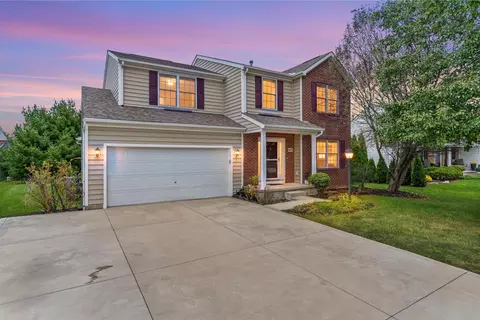 1597 Daffodil Pl, Lewis Center, OH 43035