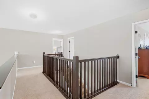 Entry Way - 553 Pagoda Loop, Delaware, OH 43015 photo 6 of 8