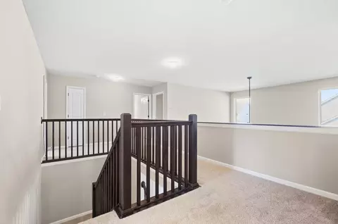Entry Way - 553 Pagoda Loop, Delaware, OH 43015 photo 5 of 8