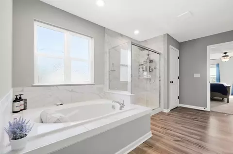 Bath - 553 Pagoda Loop, Delaware, OH 43015 photo 1 of 4
