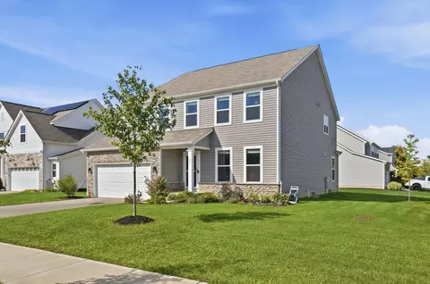 Exterior - 553 Pagoda Loop, Delaware, OH 43015 photo 4 of 5