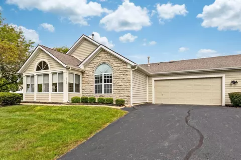 6362 Mission Hills Pl, Westerville, OH 43082