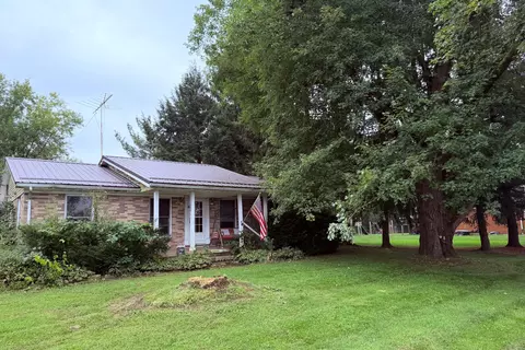 1864 Roberta Dr, Heath, OH 43056