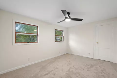 Bedroom - 335 E Weber Rd, Columbus, OH 43202 photo 4 of 6