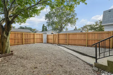 Exterior - 335 E Weber Rd, Columbus, OH 43202 photo 7 of 9
