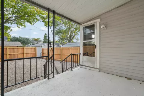 Exterior - 335 E Weber Rd, Columbus, OH 43202 photo 8 of 9