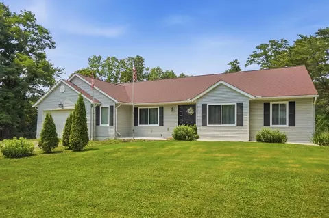 228 Jones Ave SW, Pataskala, OH 43062
