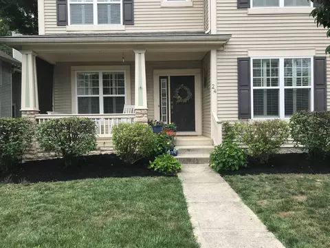24 Glenwood Dr, Westerville, OH 43081
