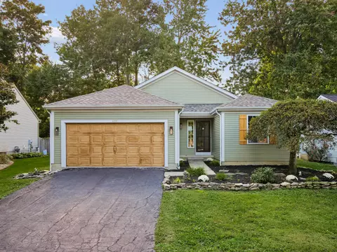 438 Bent Tree Dr, Marysville, OH 43040