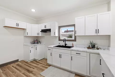 Kitchen - 248 S Hubert Ave, Springfield, OH 45505 photo 6 of 6