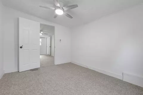 Bedroom - 663 E Mound St, Circleville, OH 43113 photo 7 of 8