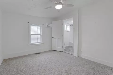 Bedroom - 663 E Mound St, Circleville, OH 43113 photo 6 of 8