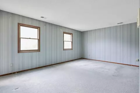 Bedroom - 7141 Sweeny Ct, Dublin, OH 43017 photo 7 of 9