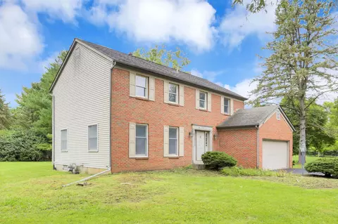 Exterior - 7141 Sweeny Ct, Dublin, OH 43017 photo 3 of 12
