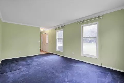 Living - 7141 Sweeny Ct, Dublin, OH 43017 photo 3 of 8