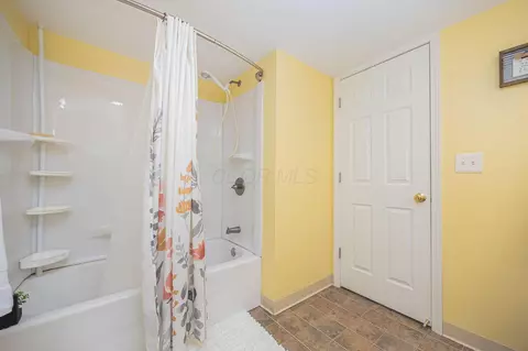 21 Winter Pine Dr, Delaware, OH 43015 photo 9