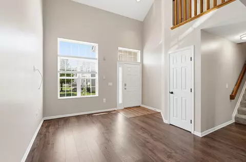 6940 Churchill Downs Dr #40, New Albany, OH 43054