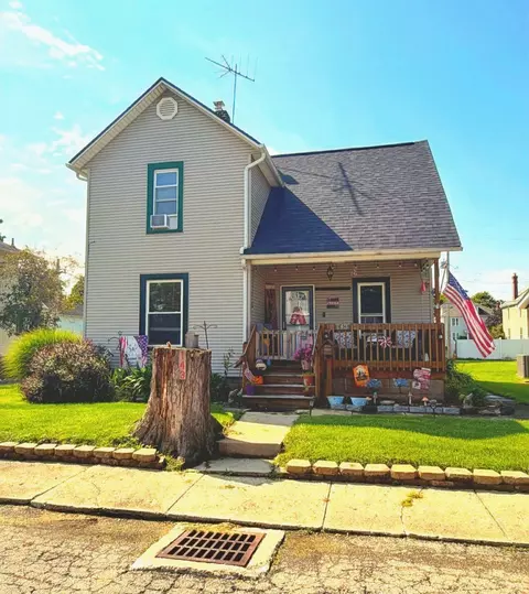143 S Chester St, West Jefferson, OH 43162