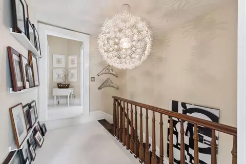 Entry Way - 141 E Wheeling St, Lancaster, OH 43130 photo 10 of 13