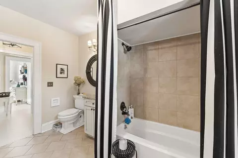 Bath - 141 E Wheeling St, Lancaster, OH 43130 photo 3 of 6