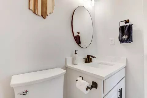 Bath - 5476 Spring River Ave, Dublin, OH 43016 photo 6 of 6