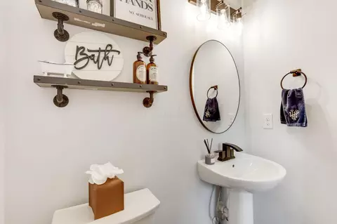 Bath - 5476 Spring River Ave, Dublin, OH 43016 photo 2 of 6
