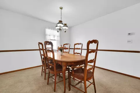 Dining - 81 Fieldpoint Rd, Heath, OH 43056 photo 1 of 2