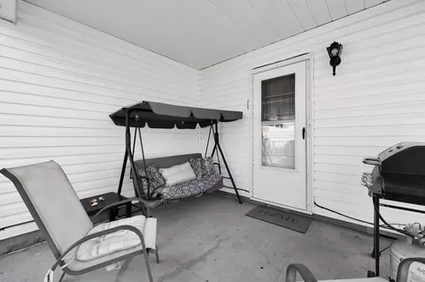 Exterior - 81 Fieldpoint Rd, Heath, OH 43056 photo 7 of 10