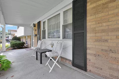Exterior - 81 Fieldpoint Rd, Heath, OH 43056 photo 5 of 10