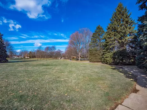 Exterior - 4189 Haymaker Ln, Dublin, OH 43017 photo 28 of 30