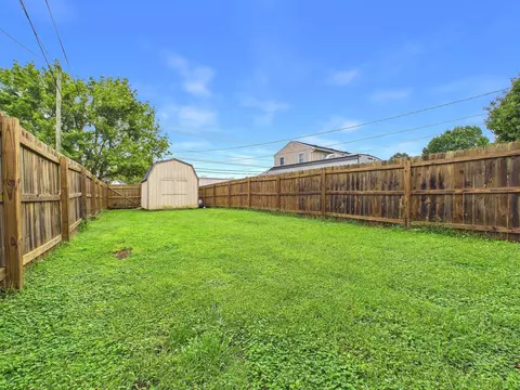 Exterior - 828 E Wheeling St, Lancaster, OH 43130 photo 15 of 18