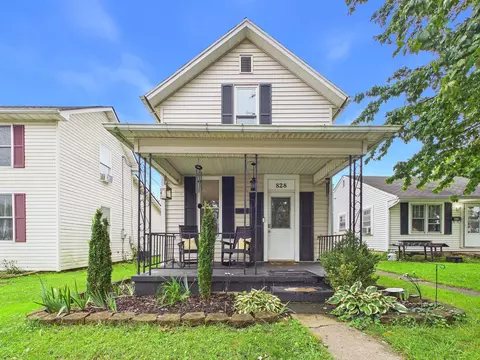 Exterior - 828 E Wheeling St, Lancaster, OH 43130 photo 3 of 18
