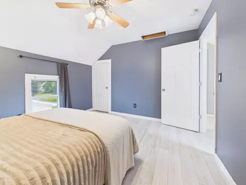 Bedroom - 828 E Wheeling St, Lancaster, OH 43130 photo 4 of 8