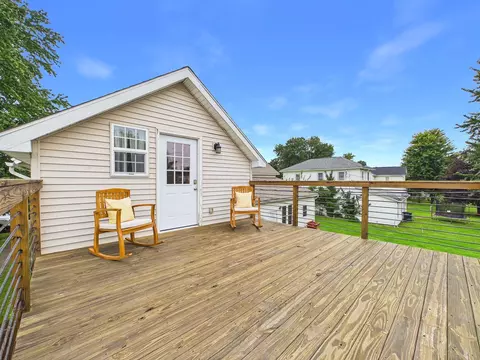 Exterior - 828 E Wheeling St, Lancaster, OH 43130 photo 11 of 18